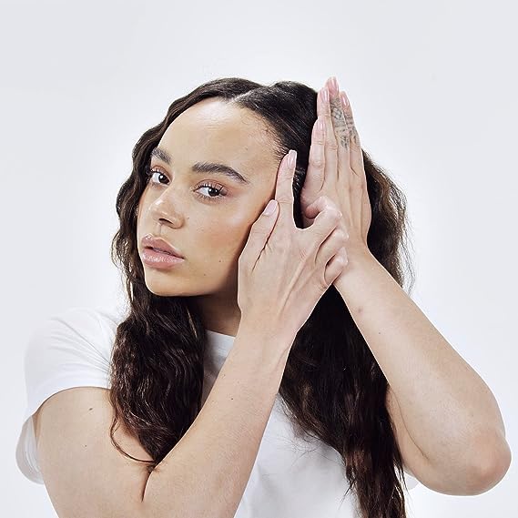 وزگیر تی جی به صورت رولی اورجینال Bed Head Hair Stick 5 وزگیر تی جی به صورت رولی اورجینال Bed Head Hair Stick - Image 5