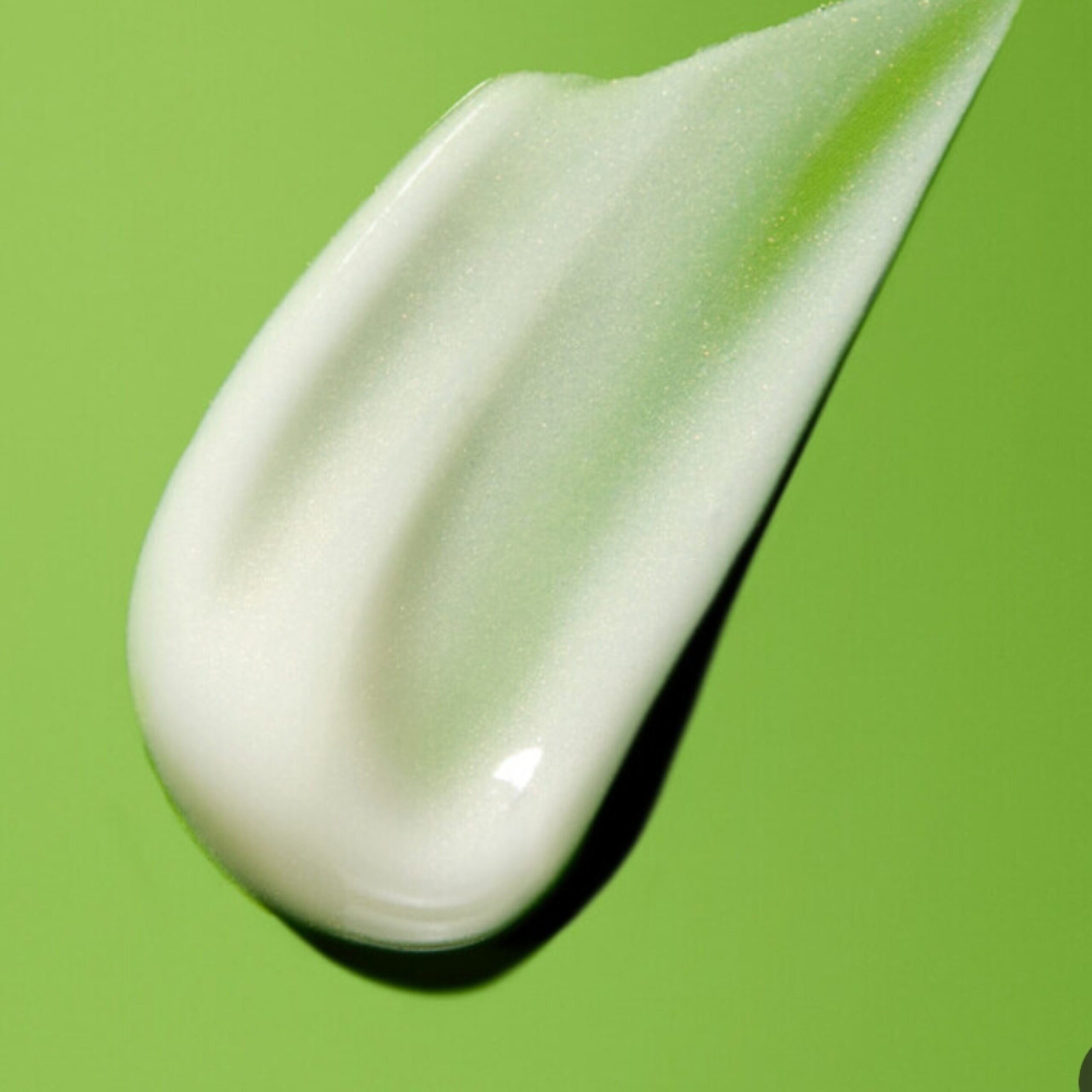 سرم دور چشم رتینول مورد جوانساز بسیار قوی MURAD 15ML 4 سرم دور چشم رتینول مورد جوانساز بسیار قوی MURAD 15ML - Image 4