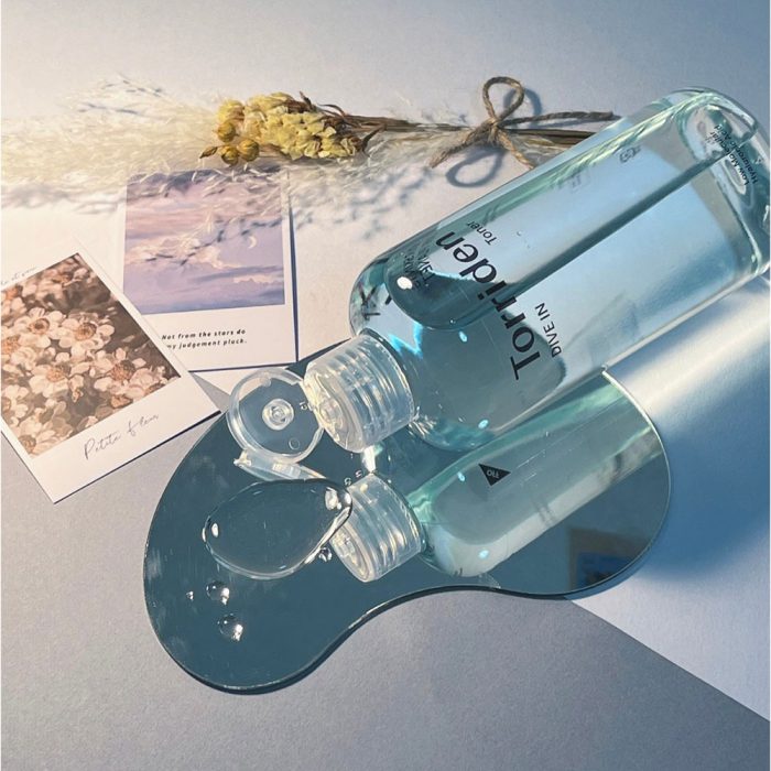 تونر آبرسان و مرطوب کننده هیالورونیک اسید 300 میل توریدن Torriden DIVE IN 2 تونر آبرسان و مرطوب کننده هیالورونیک اسید 300 میل توریدن Torriden DIVE IN - Image 2