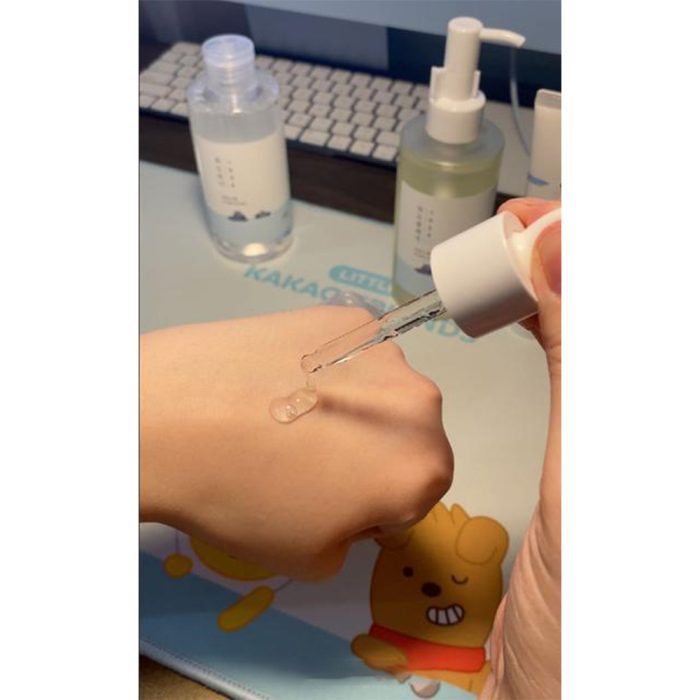 آمپول آبرسان دوکدو راندلب 45 گرم Round Lab Dokdo Moisturizing Ampoule 2 آمپول آبرسان دوکدو راندلب 45 گرم Round Lab Dokdo Moisturizing Ampoule - Image 2