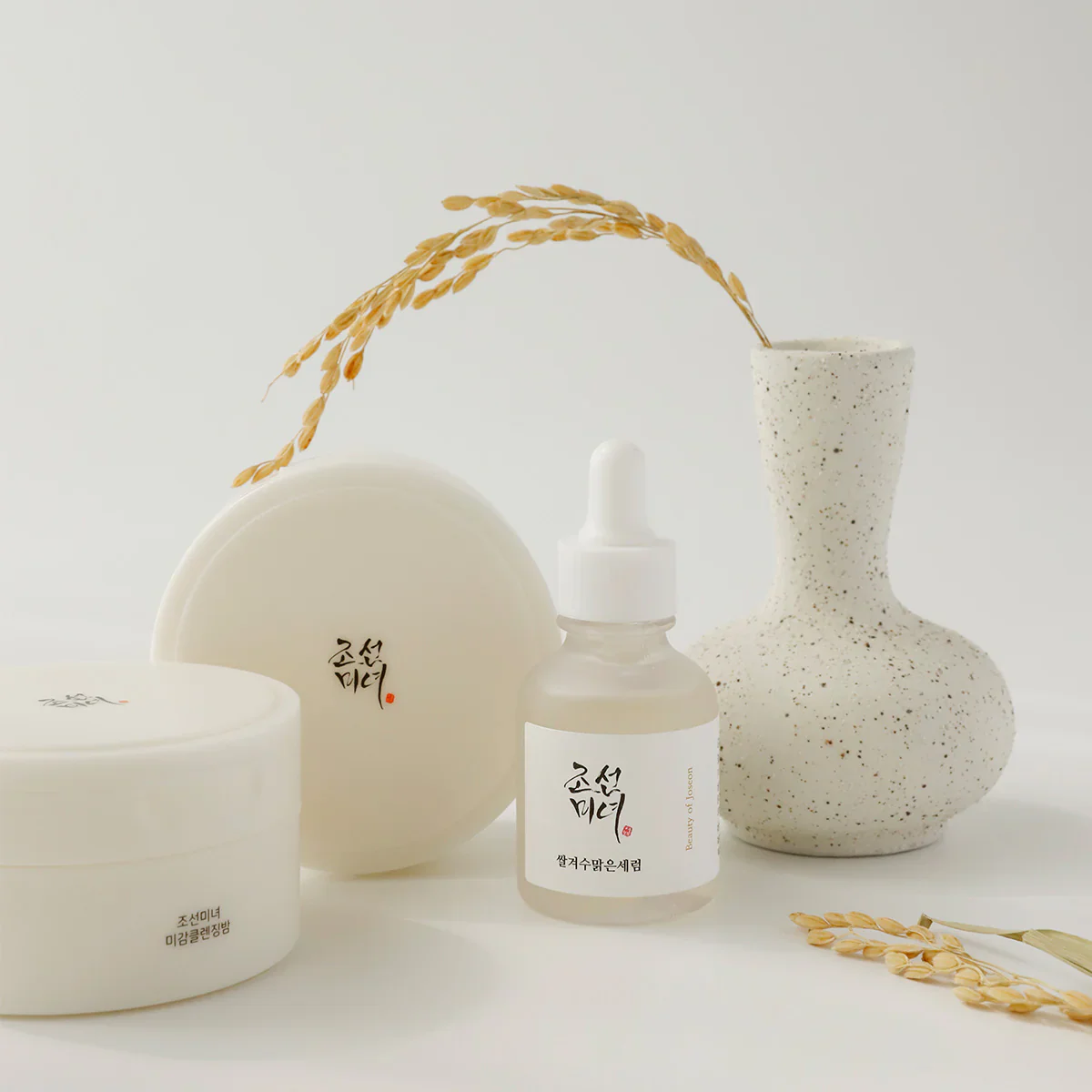 سرم روشن کننده و ضدلک آلفا آربوتین و برنج 30 میل بیوتی آف جوسان Beauty of Joseon 9 rice serum 1 1860x.progressive f738af69 d042 4b69 ae5a 9c3a47902099