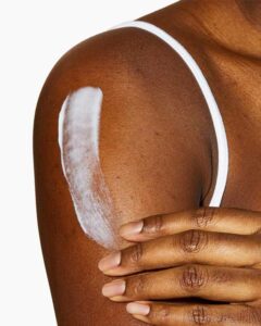 moisturising cream pot 340g 5 LG