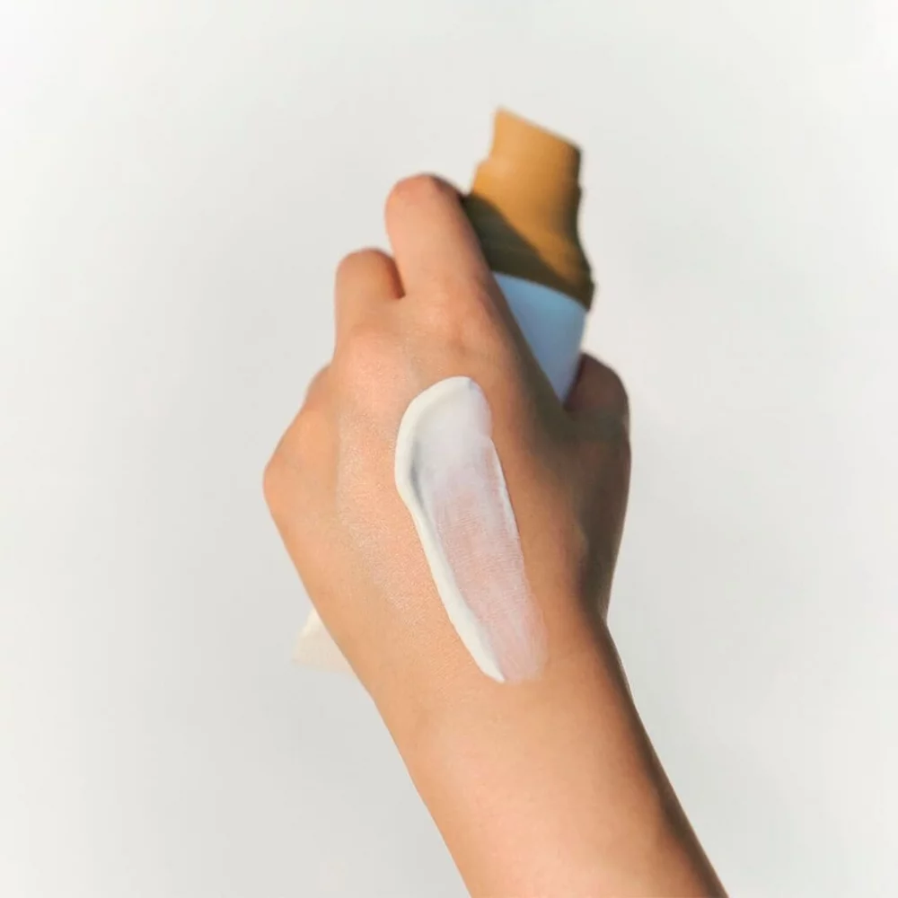 c58ec16f893eb47f02dd361f8f4e6d50 skin1004 madagascar centella air fit suncream light spf30 pa 50ml